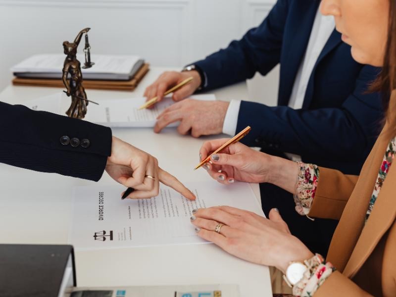 Desvendando os Desafios Jurídicos: Limitações de Tratamento para Doença Cistos Ovarianos nos Planos de Saúde