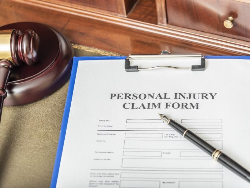 Quem Pode Ser Responsabilizado em Casos de Negligência Médica?