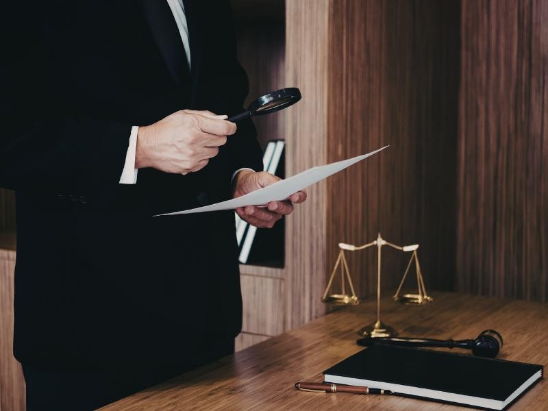 Como Encontrar um Advogado Especializado em Negligência Médica?