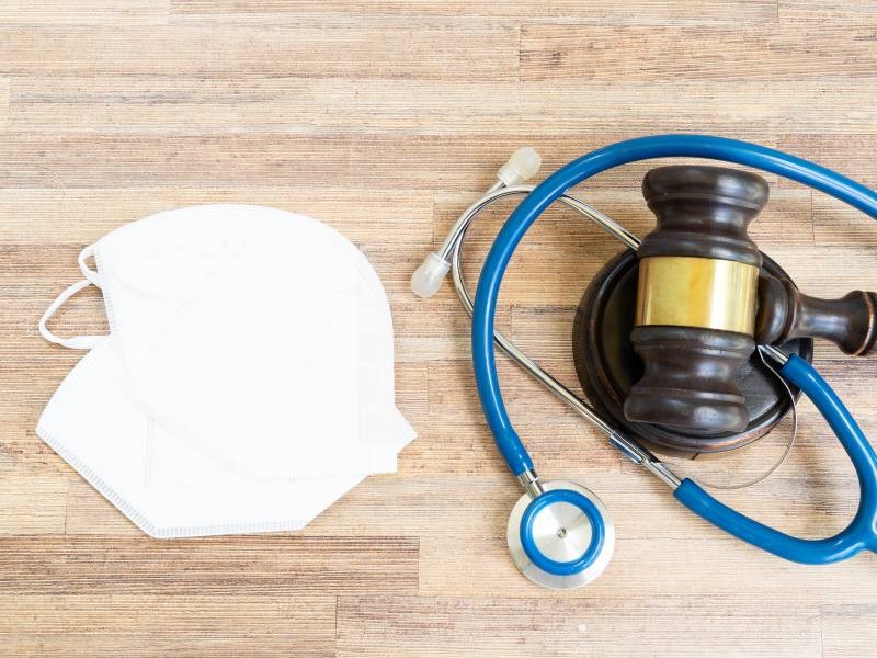 Nefrite e o Labirinto Legal: Desvendando as Barreiras na Cobertura dos Planos de Saúde